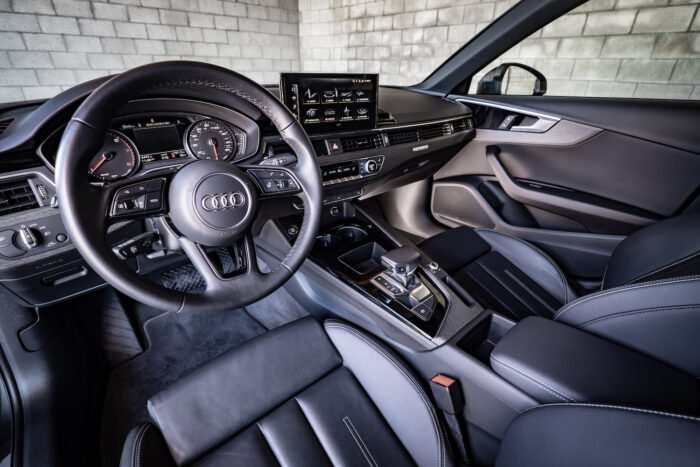 Audi A4 4 Interior
