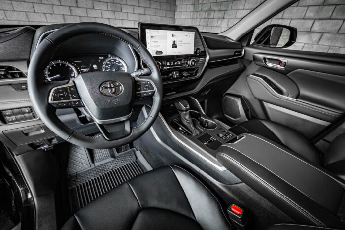 Toyota Highlander - Image 4