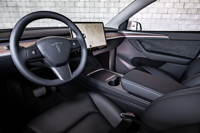 Tesla_Model_Y_Interior