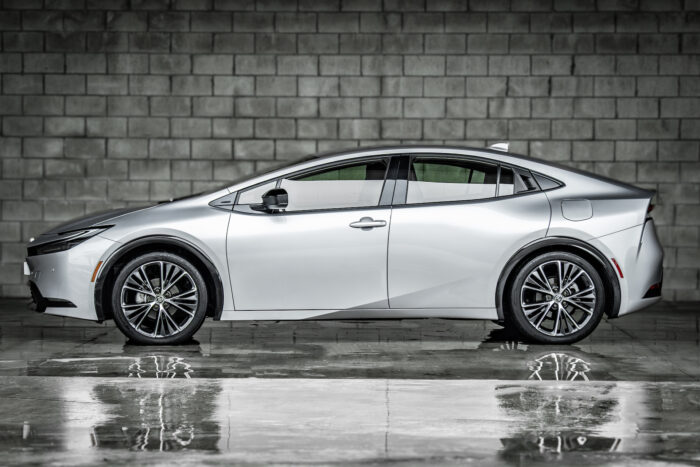 Toyota Prius Limited - Image 2