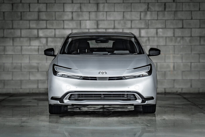 Toyota Prius Limited - Image 3
